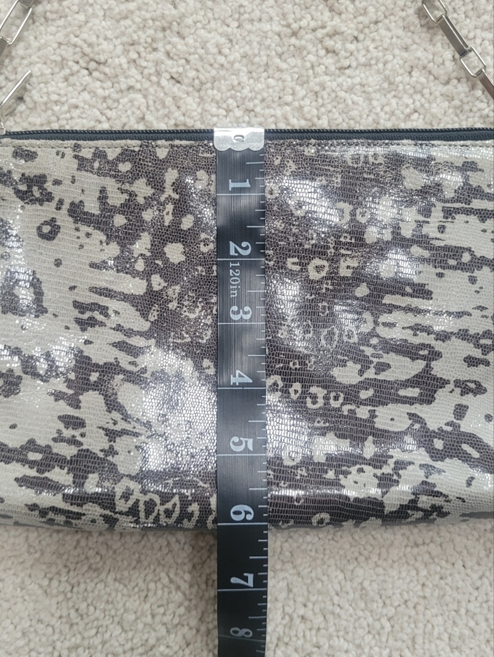 *NWT* BCBG Paris Patterned Chain Handle Clutch Bag - Picture 6 of 8